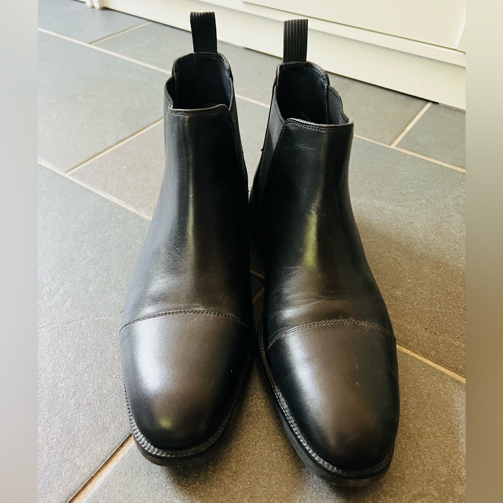 Cole Haan Men’s Leather Chukka Boots, size 11